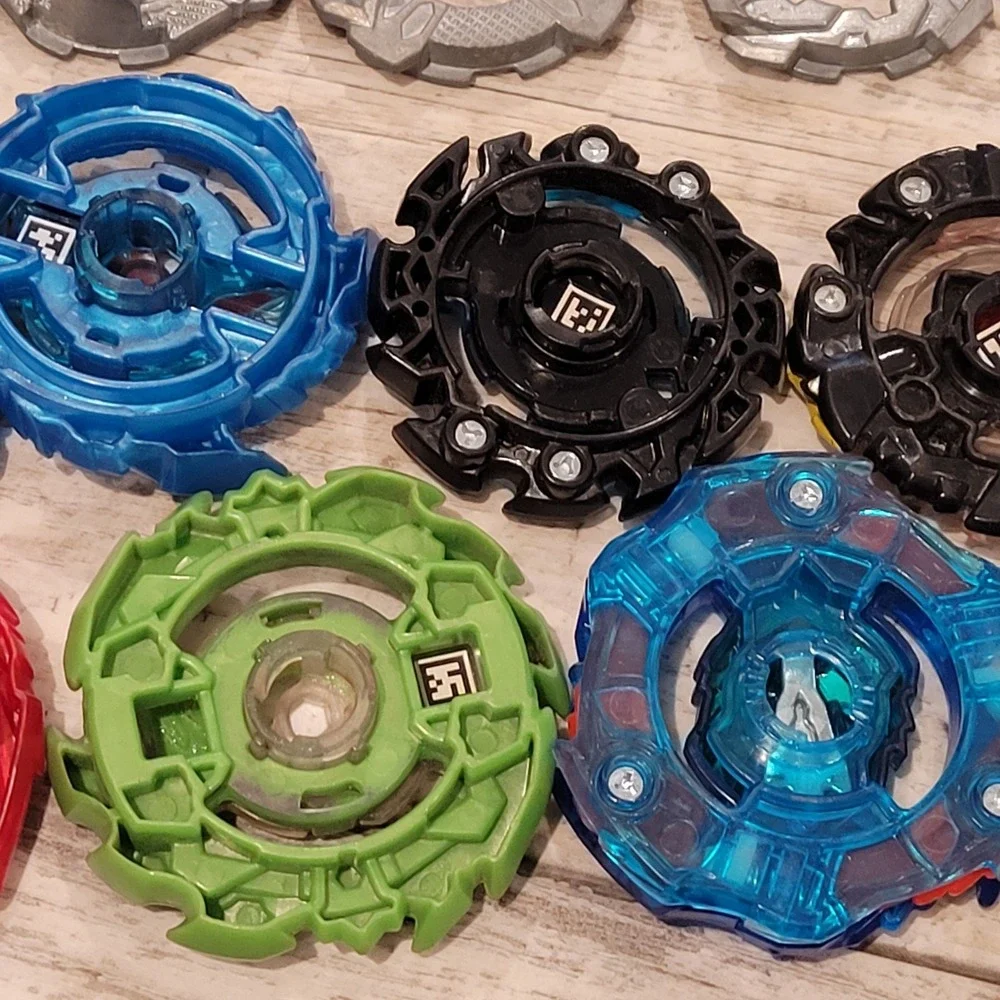 Beyblade Burst Evolution &‎ Turbo Collection - Launchers, Layers, Discs & Case